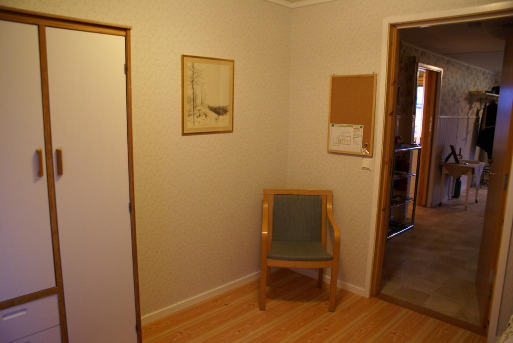 Hostel Mellangarden Vasterbykil Zimmer foto
