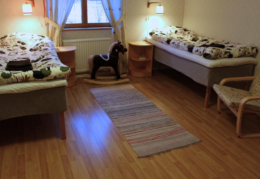 Hostel Mellangarden Vasterbykil Zimmer foto