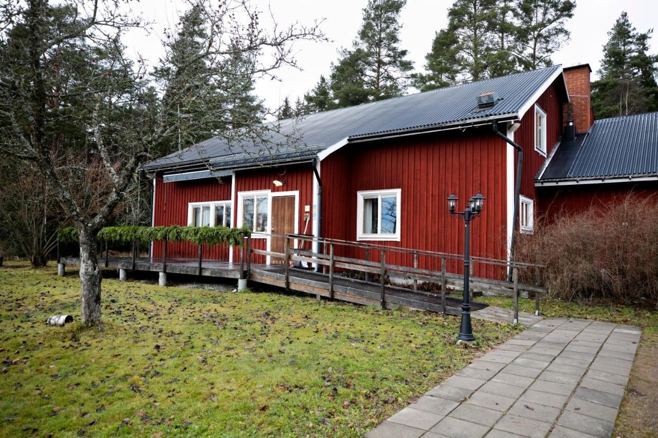 Hostel Mellangarden Vasterbykil Exterior foto